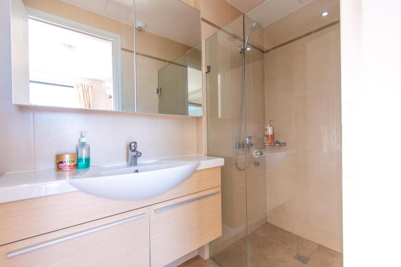 Lavish & Spacious Apt With Stunning Seaview, 10 Min Ath Airport Artemida  Ngoại thất bức ảnh